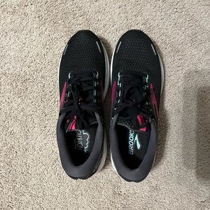 Brooks Ghost 14 size 10.5